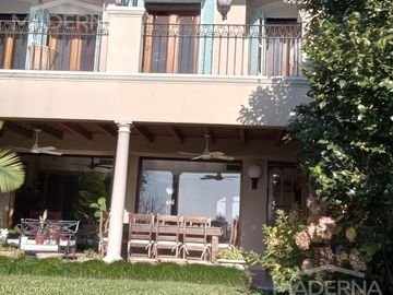 Casa en venta Punta Chica