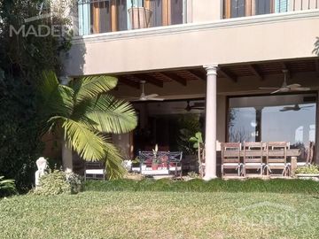 Casa en venta Punta Chica