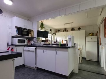 Casa en venta en PEÑALOLÉN