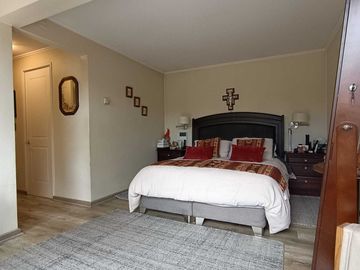 Casa en venta en PEÑALOLÉN
