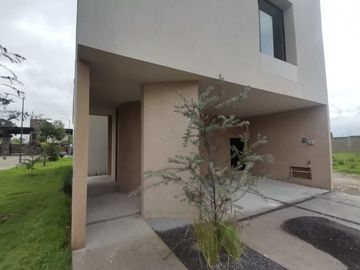 VENTA DE CASA RESIDENCIAL MONTERREAL - SAN PEDRO CHOLULA PUEBLA