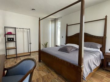 En venta Casona  muy cerca del zócalo de Mérida.