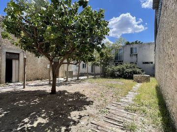 En venta Casona  muy cerca del zócalo de Mérida.