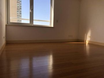 RESERVADO Venta piso Altisimo Le Parc Puerto Madero Libre ya! Opcional cochera