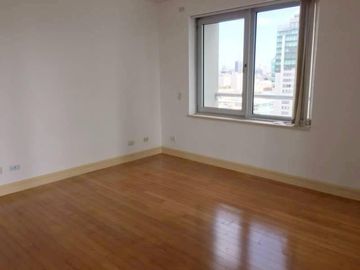 RESERVADO Venta piso Altisimo Le Parc Puerto Madero Libre ya! Opcional cochera
