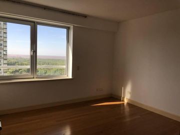RESERVADO Venta piso Altisimo Le Parc Puerto Madero Libre ya! Opcional cochera