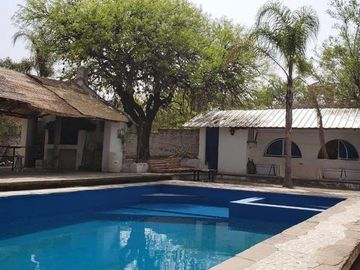 Casona Art Noveau Villa Allende. Ideal inversores.