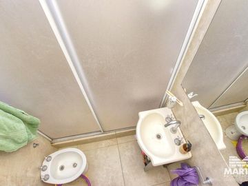 Chalet 3 ambientes reciclado a nuevo con patio - Martínez