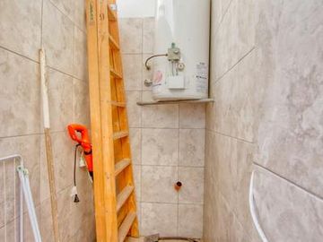 Chalet 3 ambientes reciclado a nuevo con patio - Martínez