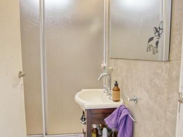 Chalet 3 ambientes reciclado a nuevo con patio - Martínez