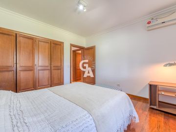 Casa en  Venta 5 ambientes  AL GOLF en Mayling Club de Campo