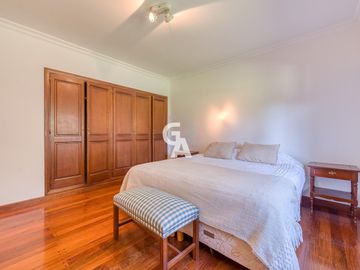 Casa en  Venta 5 ambientes  AL GOLF en Mayling Club de Campo
