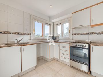 Casa en  Venta 5 ambientes  AL GOLF en Mayling Club de Campo