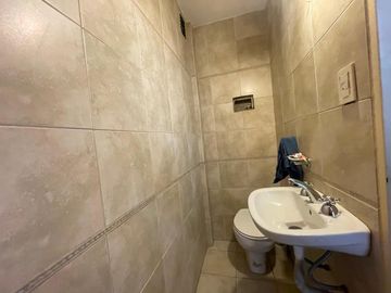 Departamento de 3 despachos en Venta - Ramos Mejia Centro
