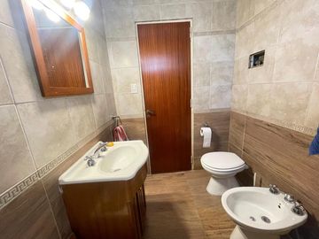 Departamento de 3 despachos en Venta - Ramos Mejia Centro