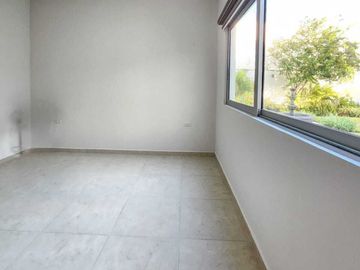 Casa en VENTA jardin de 200 m2 en LOMAS DIAMANTE