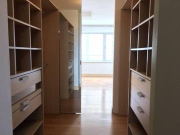 RESERVADO Venta piso Altisimo Le Parc Puerto Madero Libre ya! Opcional cochera