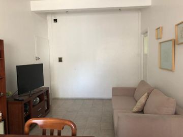 Vicente López - Excelente Departamento de 3 amb s/Av. Maipú próximo a CABA!!
