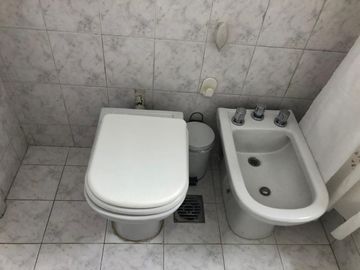 Vicente López - Excelente Departamento de 3 amb s/Av. Maipú próximo a CABA!!