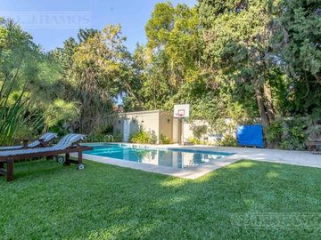 Casa en venta en San Isidro - Santa Rita - 5 dormitorios