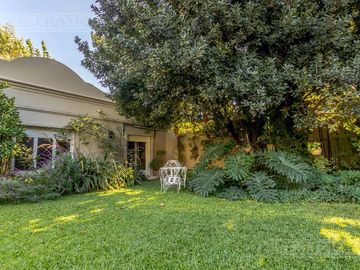 Casa en venta en San Isidro - Santa Rita - 5 dormitorios