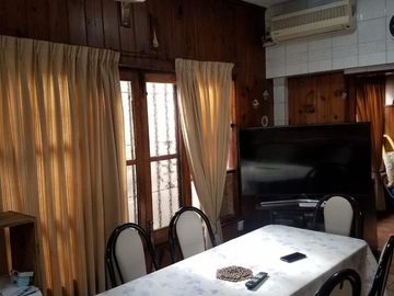 Casa - Temperley Oeste