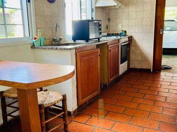 Casa en venta - 4 Dormitorios 2 Baños - Cochera - 1.000Mts2 - Chascomús