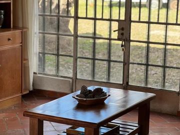 Casa en venta - 4 Dormitorios 2 Baños - Cochera - 1.000Mts2 - Chascomús
