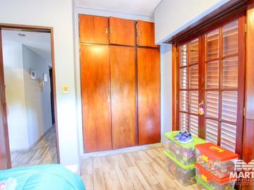 Dúplex: 3 dormitorios con patio, terraza y cochera - Villa Martelli