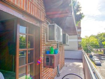 Dúplex: 3 dormitorios con patio, terraza y cochera - Villa Martelli
