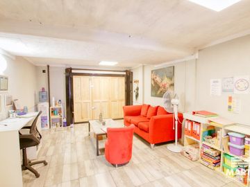 Dúplex: 3 dormitorios con patio, terraza y cochera - Villa Martelli