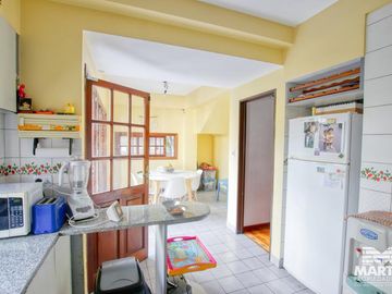 Dúplex: 3 dormitorios con patio, terraza y cochera - Villa Martelli