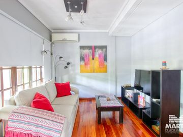 Dúplex: 3 dormitorios con patio, terraza y cochera - Villa Martelli