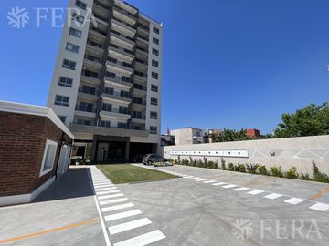 Venta de departamento 2 ambientes con balcón en Villa Dominico (24073)