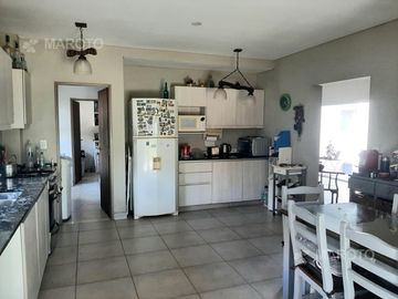 CASA EN VENTA Y ALQUILER DE TEMPORADA - SAN GABRIEL - MAROTO PROPIEDADES
