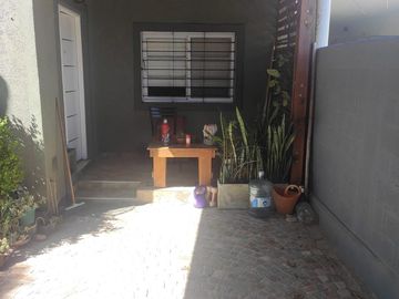 Casa en Garin-V.Angelica