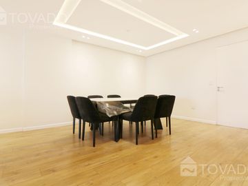 4 ambientes reciclado a nuevo con dependencia y cochera! A 100 m Alto Palermo!