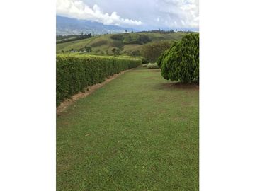 VENTA HERMOSA FINCA EN RESTREPO VALLE WASI  8058253 CL