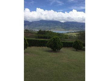 VENTA HERMOSA FINCA EN RESTREPO VALLE WASI  8058253 CL