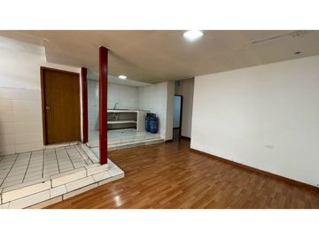 Casa esquinera con apartamentos y local en venta Barrio Nuevo Palmira