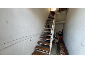 Casa esquinera con apartamentos y local en venta Barrio Nuevo Palmira