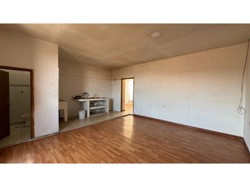 Casa esquinera con apartamentos y local en venta Barrio Nuevo Palmira