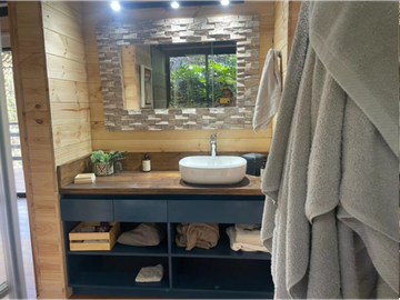 Venta casa o cabaña campestre con 4 habit. en el Retiro vereda Chuscal