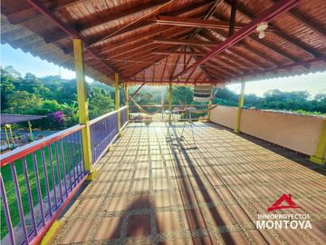Finca con potencial turístico a 12 min de Filandia, Quindío