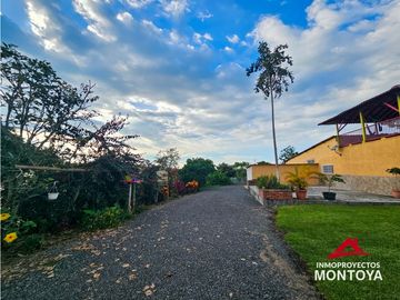 Finca con potencial turístico a 12 min de Filandia, Quindío