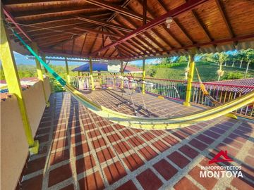 Finca con potencial turístico a 12 min de Filandia, Quindío