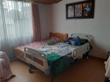 SE VENDE CASA AMPLIA SAN PABLO ZIPAQUIR