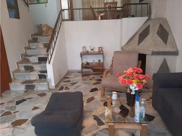 SE VENDE CASA AMPLIA SAN PABLO ZIPAQUIR