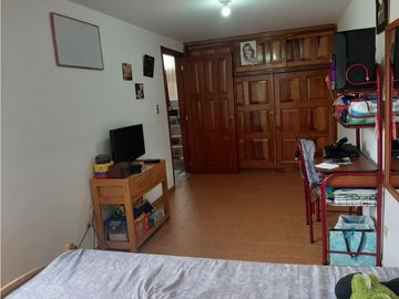 SE VENDE CASA AMPLIA SAN PABLO ZIPAQUIR