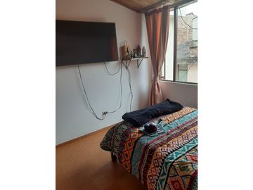 SE VENDE CASA AMPLIA SAN PABLO ZIPAQUIR